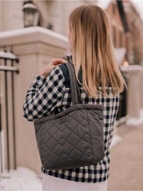 MARC JACOBS $268 • Medium • Quilted Nylon Tote Bag